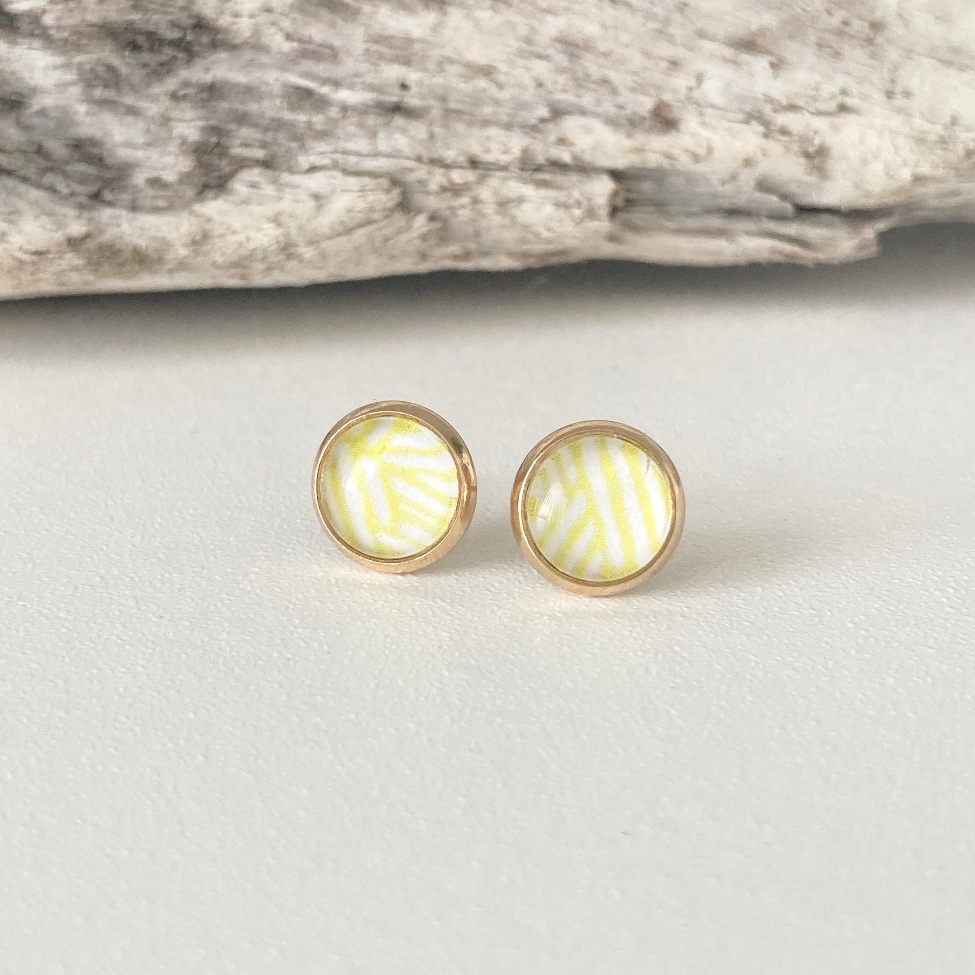 Arue stud Earrings